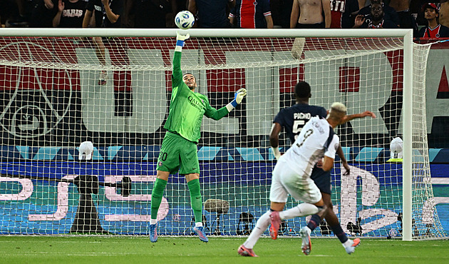 ONLINE: PSG - Tottenham 0:1, Londýňané v Superpoháru vedou díky Van de Venovi