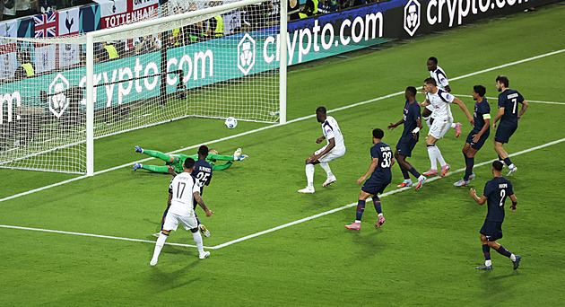 ONLINE: PSG - Tottenham 2:2, povedený závěr Pařížanů, srovnává Ramos