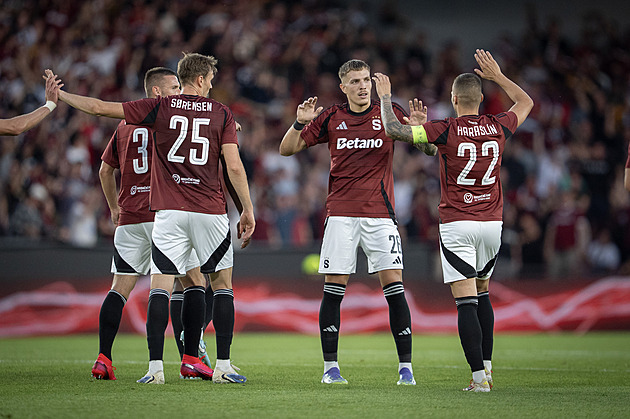 ONLINE: Ararat - Sparta 0:0, v základu Milla i Kofod, Vydra hraje na stoperu
