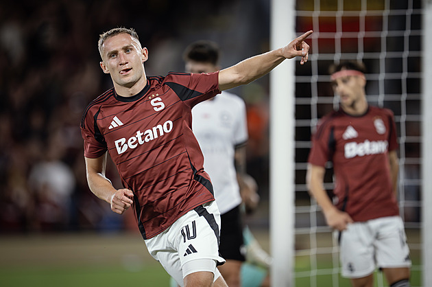 Sparta - Dukla. Holoubek se vrací na Letnou. Vstupenky na zápas zdarma