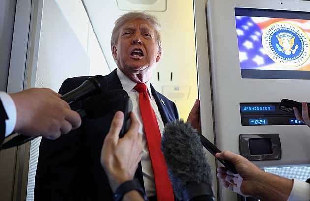 Návrat supervelmoci. Putin chce řešit víc než Ukrajinu, Trump žádá okamžité příměří