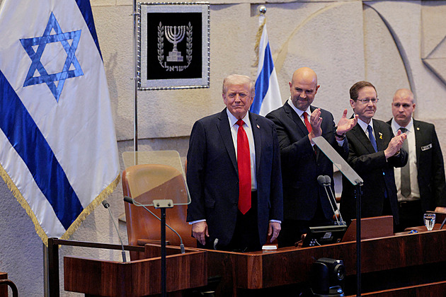 Svět potřebuje víc Trumpů, zaznělo v izraelském parlamentu za neustálého potlesku