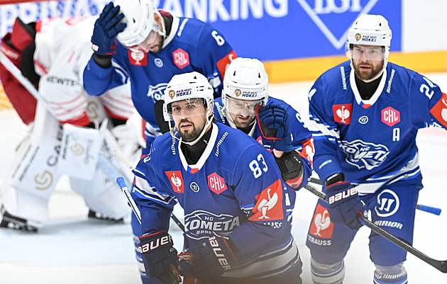 ONLINE: Hradec prohrává v Lausanne a vzdaluje se setrvání v LM, Kometa otočila