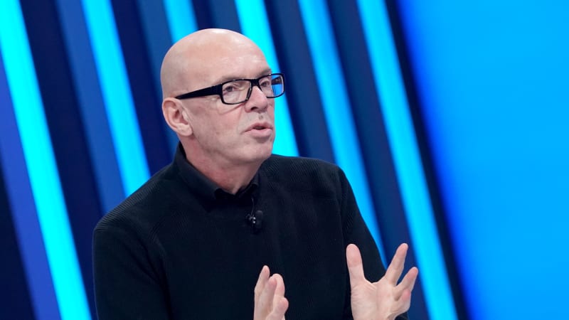 Kritizujte, až něco popletu, vyzval Klempíř umělce.  Bouří se proti Motoristům v čele kultury