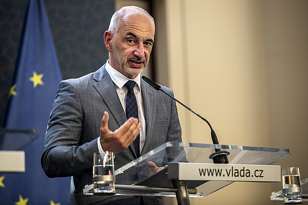 Chovají se jako uražené děti, tepe vládu Kuba. Nelíbí se mu tanečky kolem rozpočtu