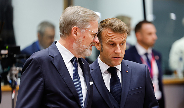 Fiala se na summitu EU ukázal se skvrnou v obličeji. Byl jsem na zákroku, vysvětlil