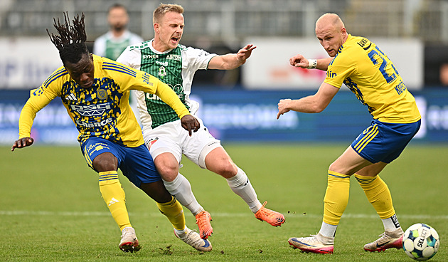 ONLINE: Jablonec - Zlín 0:3, hosté dominují, po Bartošákovi se podruhé trefuje Kanu