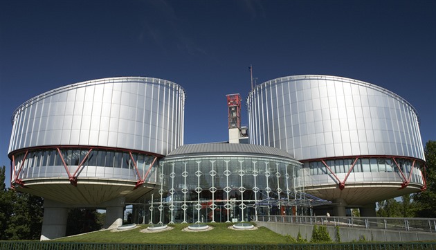 Estonsko zakázalo vězňům kouřit. Porušilo tak jejich práva, rozhodli ve Štrasburku