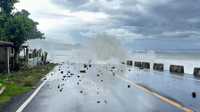 Supertajfun se řítí na Filipíny: Lidé znovu prchají z domovů, hrozí povodně a sesuvy půdy
