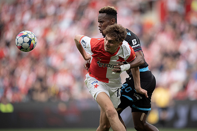 ONLINE: Plzeň - Slavia 0:0, zápas se přerušuje kvůli kouři, hráči míří do kabin