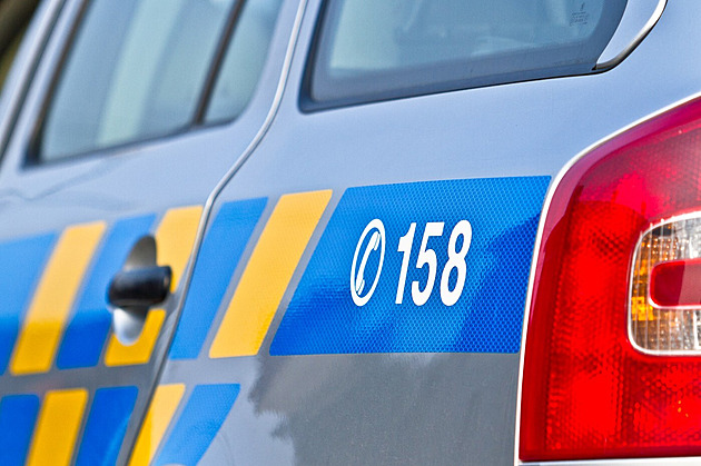 Vlak srazil a zabil mezi Kroměříží a Hulínem člověka. Trať stojí