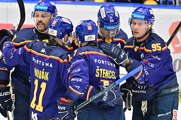 ONLINE: Kladno rychle vede nad Třincem, daří se i Budějovicím. V akci také Sparta