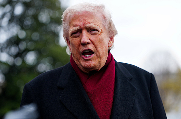 Nejste dost vděční za naši snahu, vpálil Trump Ukrajině. Zkritizoval i Evropu