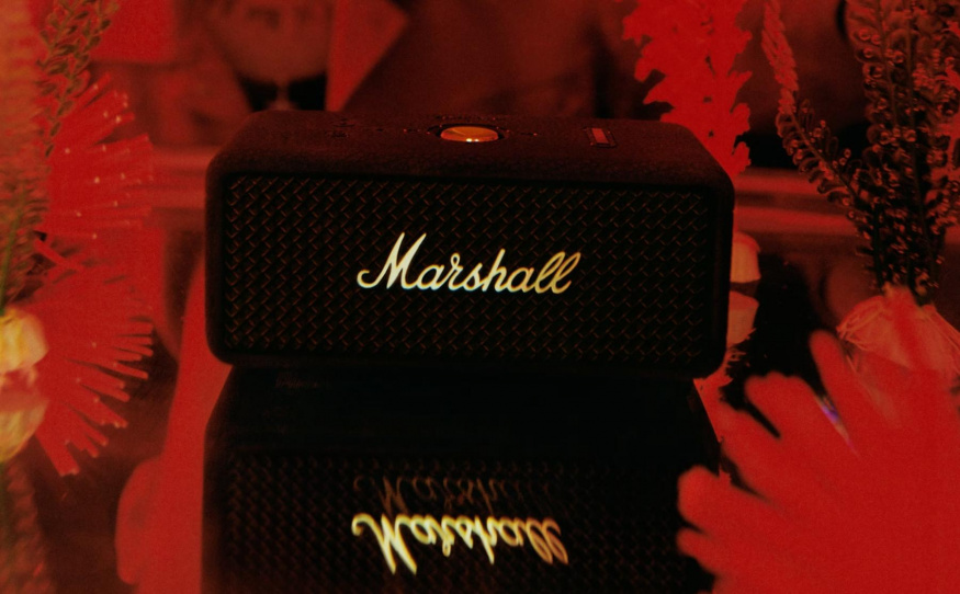 Největší slevy roku udeřily na audio. Za TOP ceny jsou sluchátka a repráky od JBL, Sony i Marshall