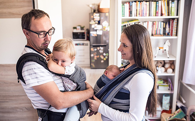 Slevy a bonus na děti v roce 2026: Kolik korun lze získat a jaké příjmy musíte mít