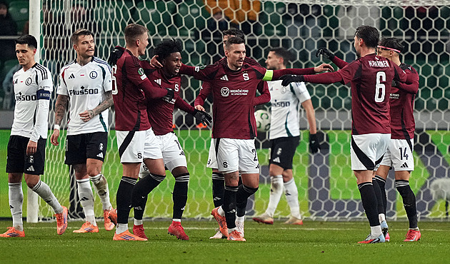 ONLINE: Legia - Sparta 0:1, trefil se Preciado, Mercado z dálky pálí vedle
