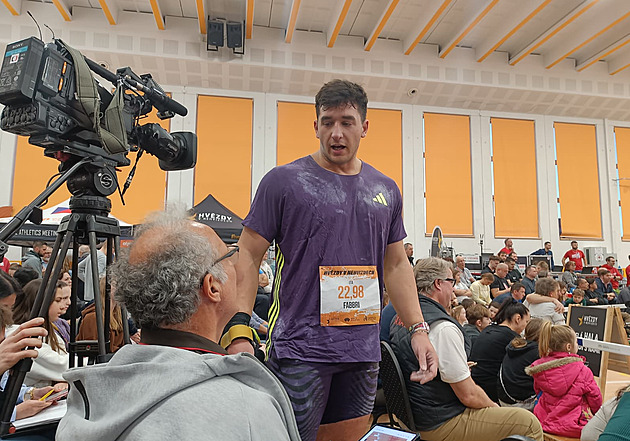 Ukaž, co jsi zač! volal kouč. A Ital ohromil. Jak si hvězdy opět vrhly kousek od Prahy