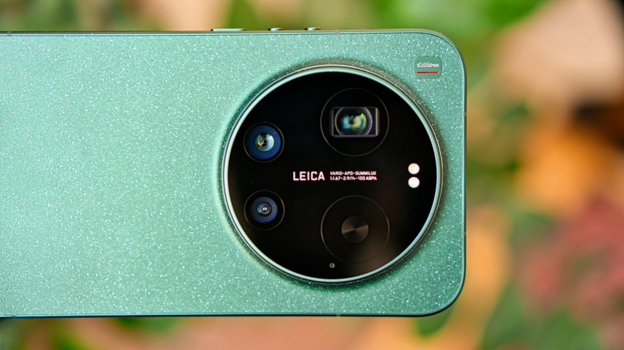 Xiaomi 17 Ultra recenze: špičkový fotomobil, který se nebojí inovací