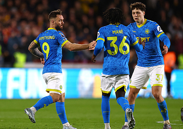 Wolverhampton s Krejčím obrat nedotáhl. Na Brentfordu remizoval, záchrana uniká