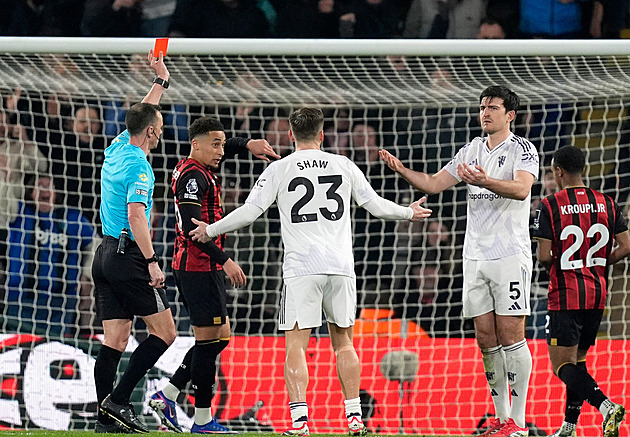 Dvě penalty i červená. Manchester United a Bournemouth se rozešli smírně
