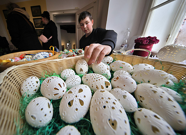 Cheb provoní jidáše. Velikonoční jarmark láká na tradice i zážitky
