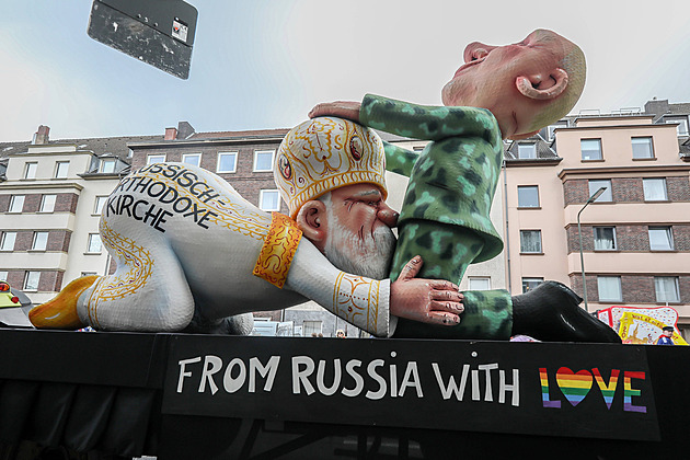 Ruský soud vyměřil trest sochaři, který urazil Putina, Kirilla i „náboženské cítění“