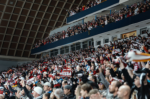 Nejdražší Pardubice, nejlevnější Vary. Za kolik si koupíte vstupenky na semifinále?