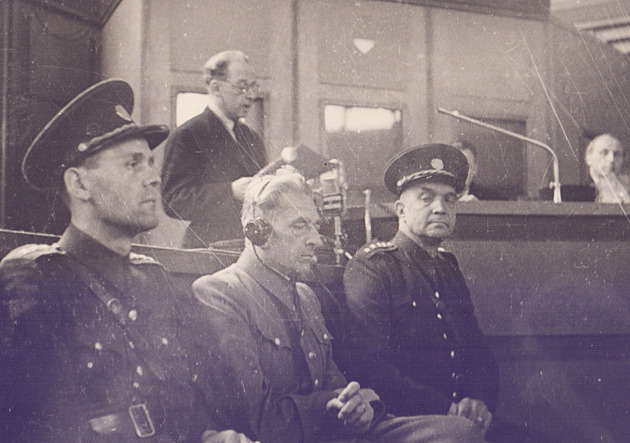 Proces s K. H. Frankem: Historik Kyncl v jeho pouzdru objevil po 80 letech dětské vlasy