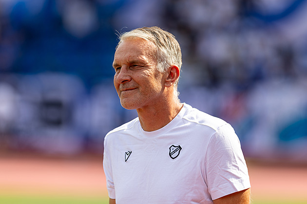 Smutný a ošklivý duel, řekl kouč Skuhravý. Nádvorníka udivilo krátké nastavení